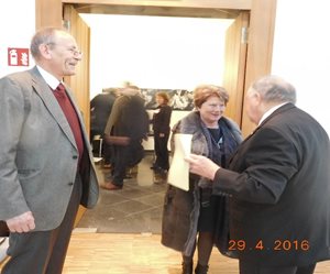 Dr. Bernhard Worms zdraví prezidentku ESU Prof. An Hermans